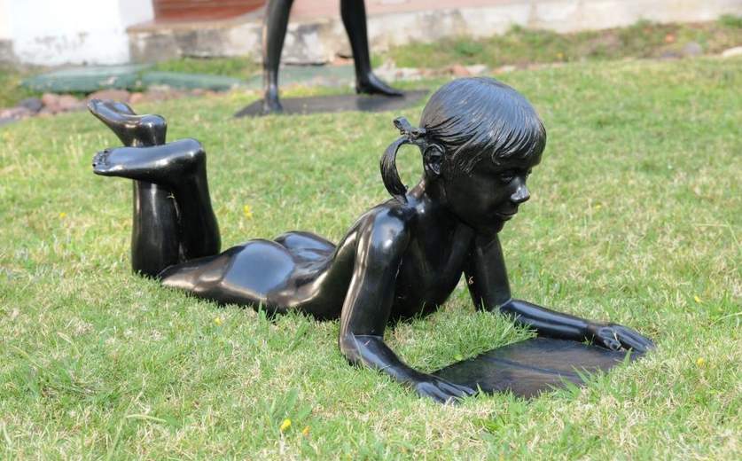 Ralli Museum, Punta del Este, "Time travel" exhibition